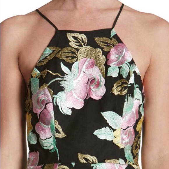 Embroidered Floral Romper - Picture 3 of 5